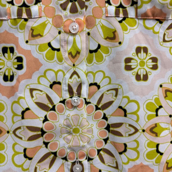 Brand Anne Taylor sleeveless button down women’s size small - Picture 2 of 5